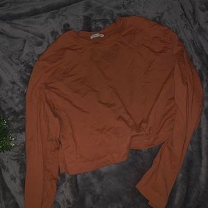 Long sleeve crop top